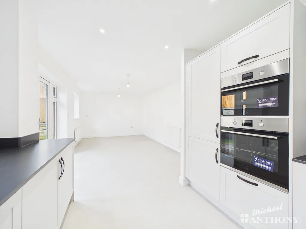 Feanor Gardens, Leighton Buzzard, LU7 3SD, photo 3