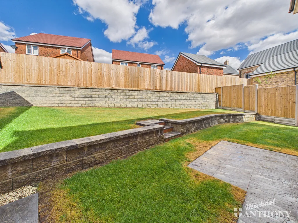 Feanor Gardens, Leighton Buzzard, LU7 3SD, photo 8
