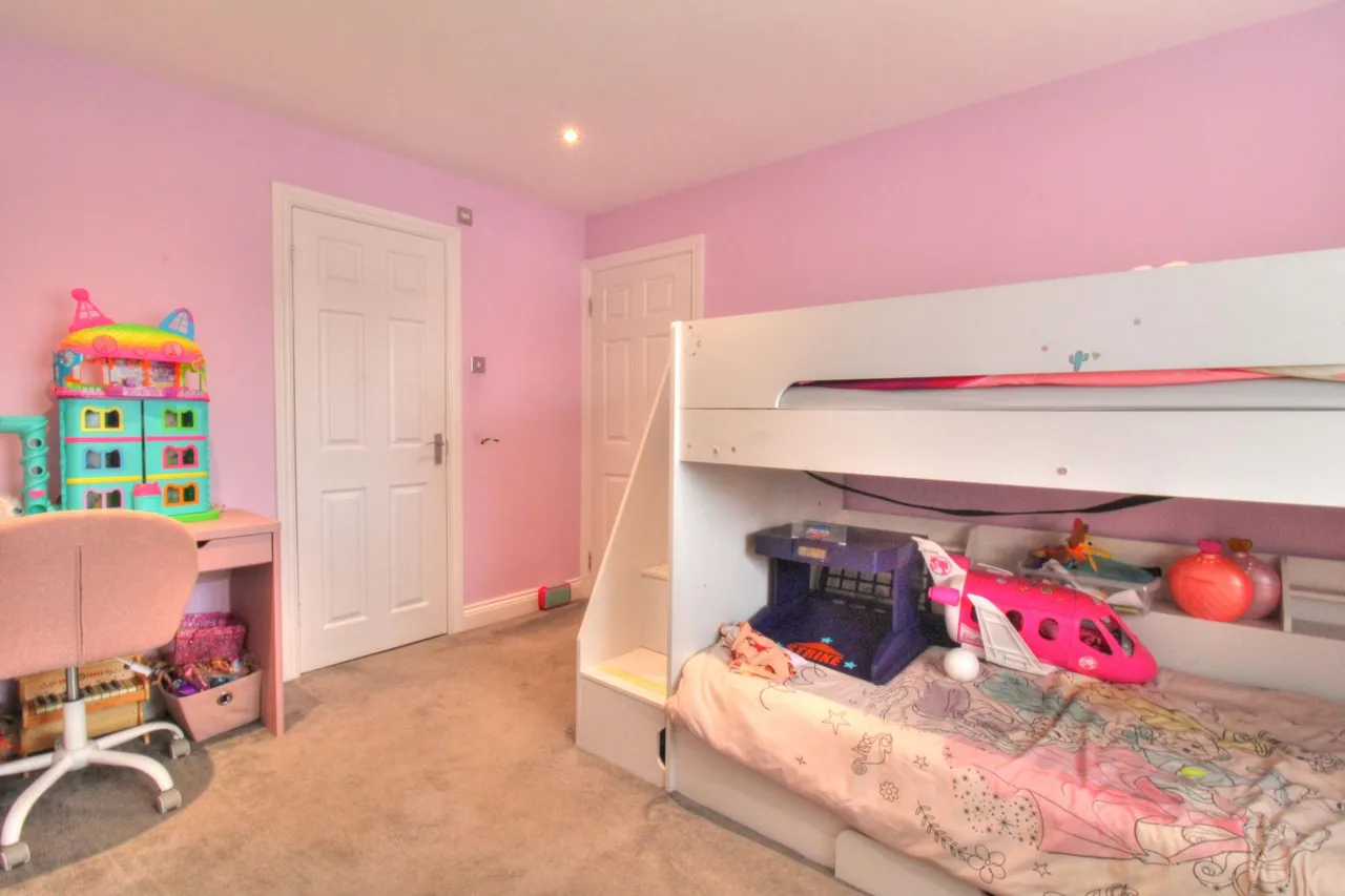 Bramble Tye, Basildon, SS15, photo 10