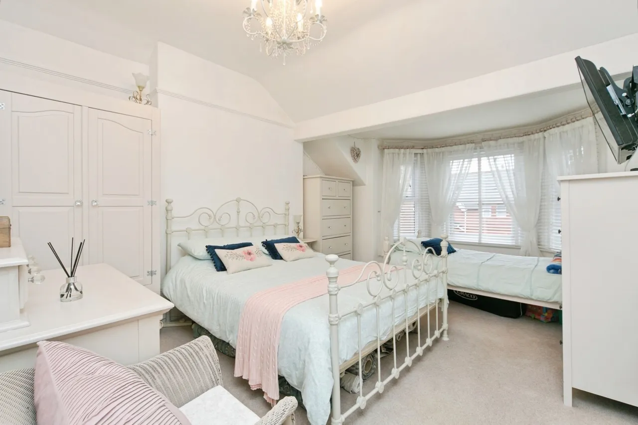 Hawarden Road, Colwyn Bay, LL29, photo 19