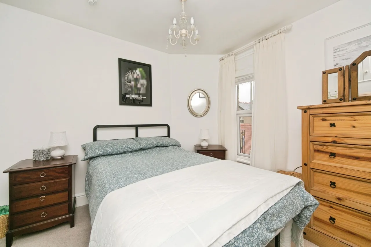 Hawarden Road, Colwyn Bay, LL29, photo 16