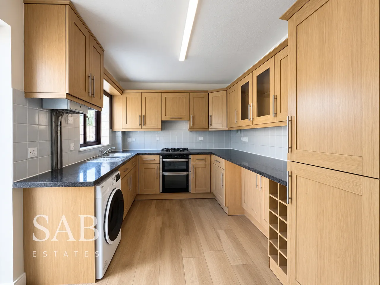 3 bed house to rent, Kimberley Close, Slough, SL3