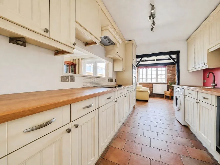 Columbia Avenue, Whitstable, Kent, CT5, photo 6