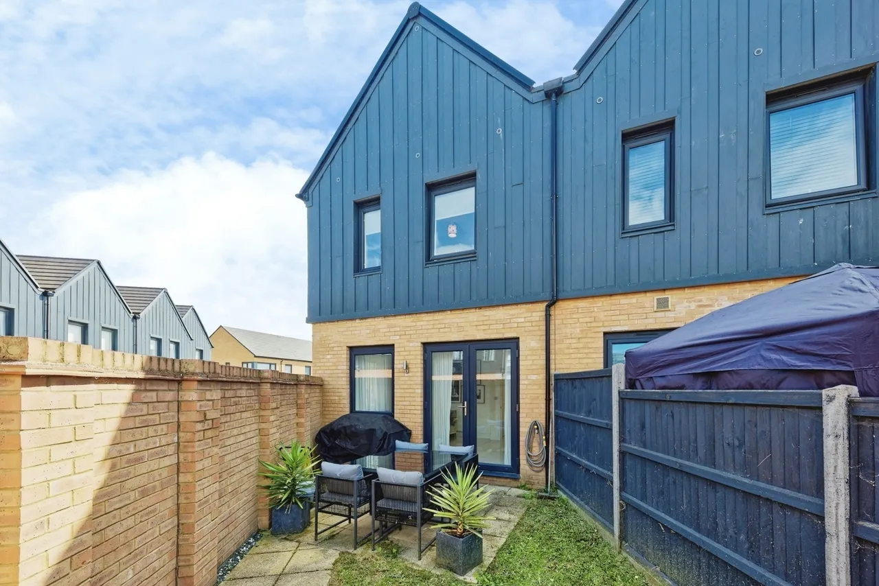 Venus Close, Milton Regis, Sittingbourne, Kent, ME10, photo 18