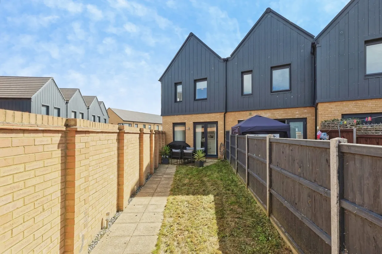 Venus Close, Milton Regis, Sittingbourne, Kent, ME10, photo 19