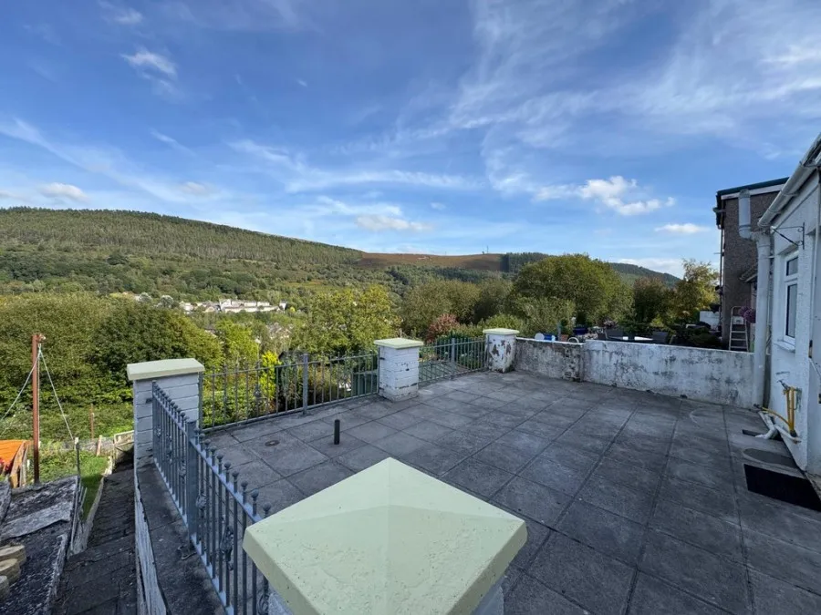 Griffith Terrace, Aberfan, photo 14