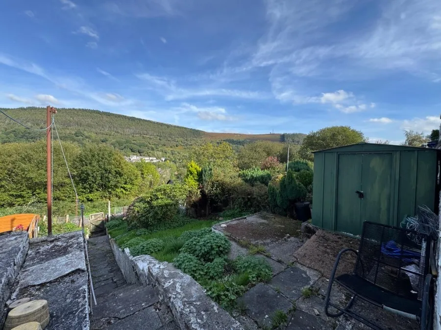 Griffith Terrace, Aberfan, photo 15