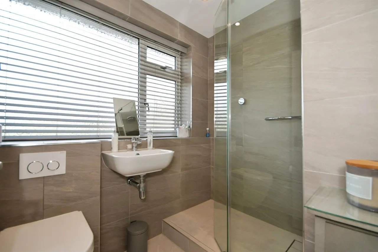 Holmesfield Close, Tansley, DE4, photo 15
