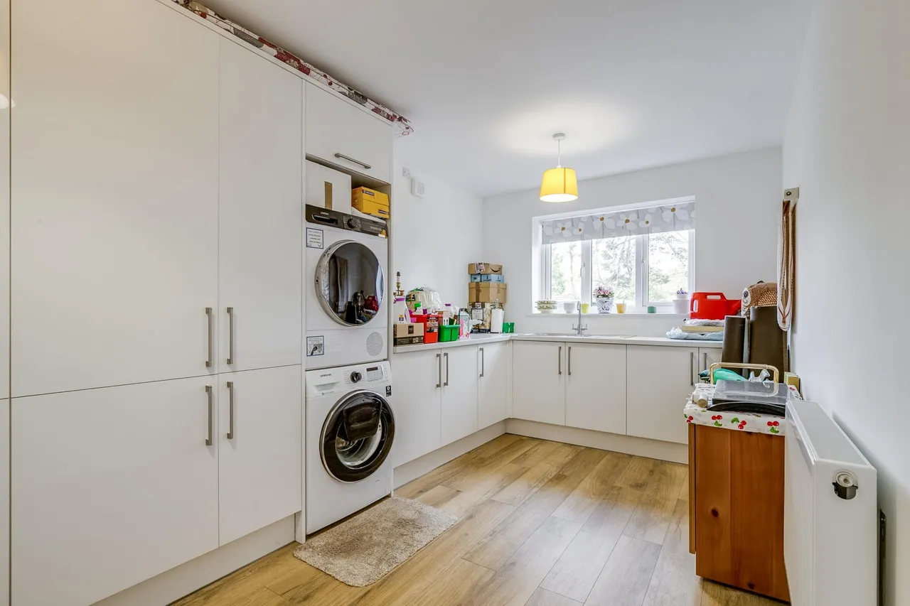 Wendover Drive, Welwyn, AL6, photo 6