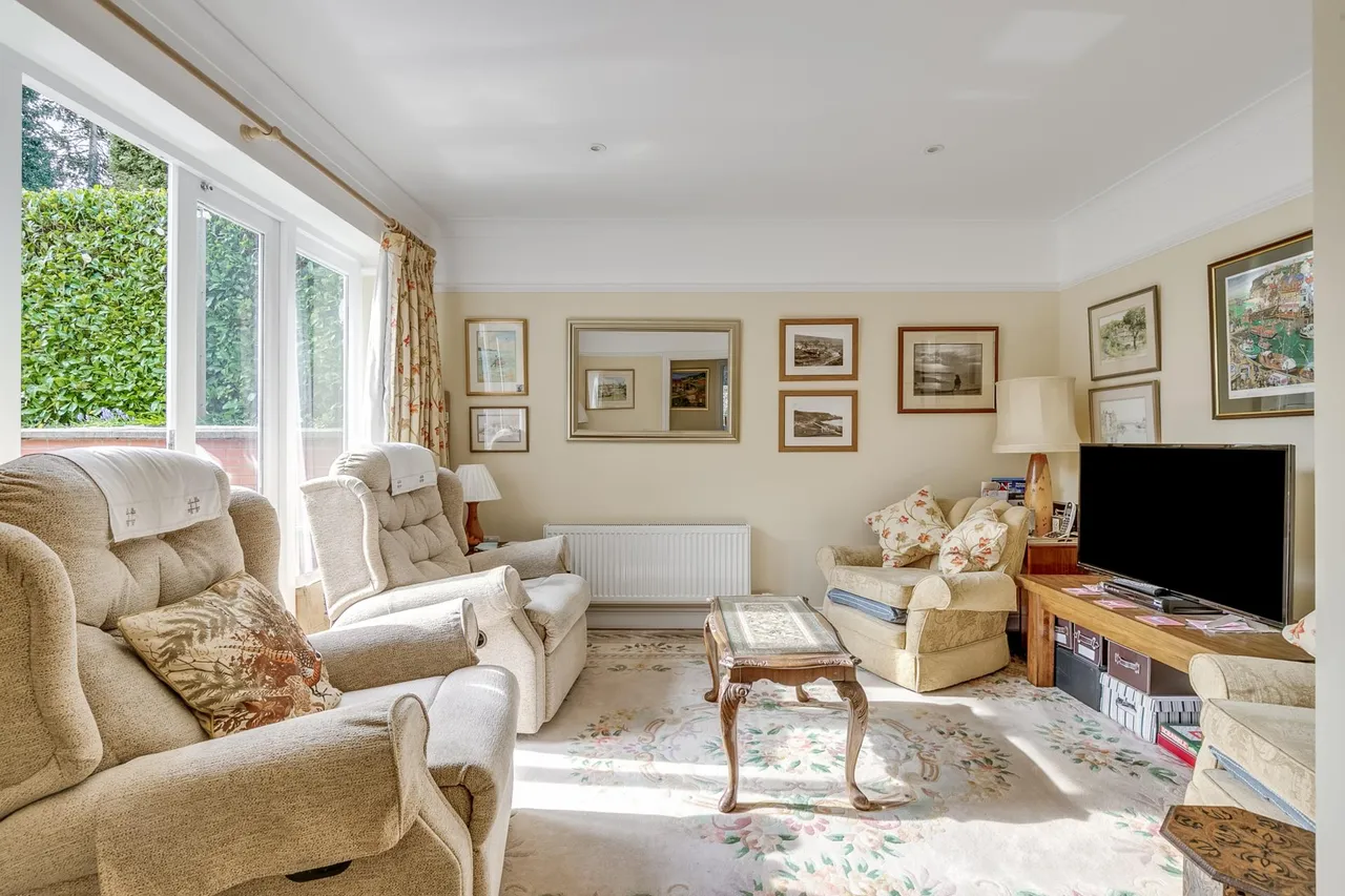 Wendover Drive, Welwyn, AL6, photo 5