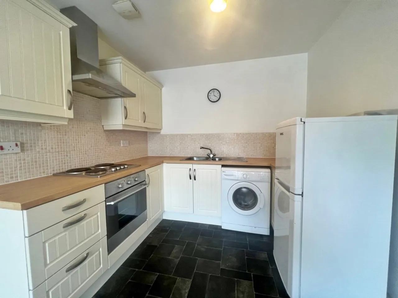 Off Percival Road, Runcorn, WA7, photo 4