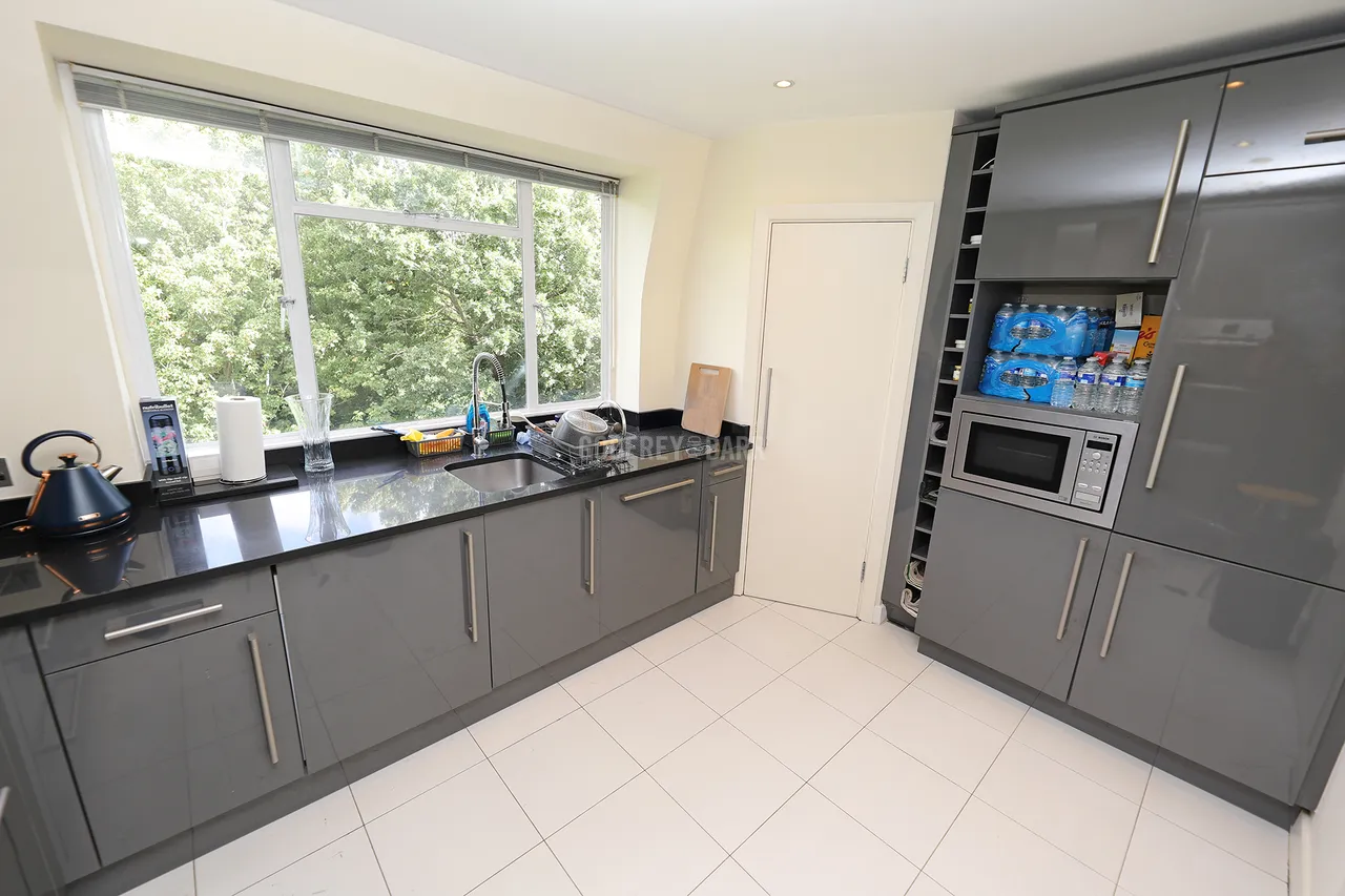 Belvedere Court Hampstead Garden Suburb, N2, photo 7