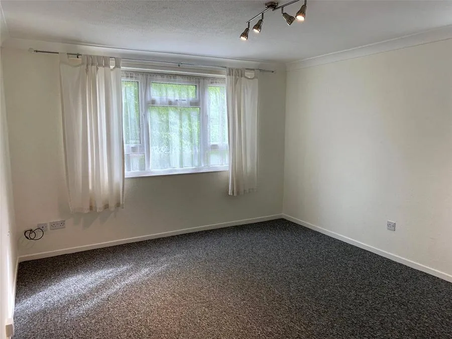 Britannia Road, Warley, CM14, photo 2