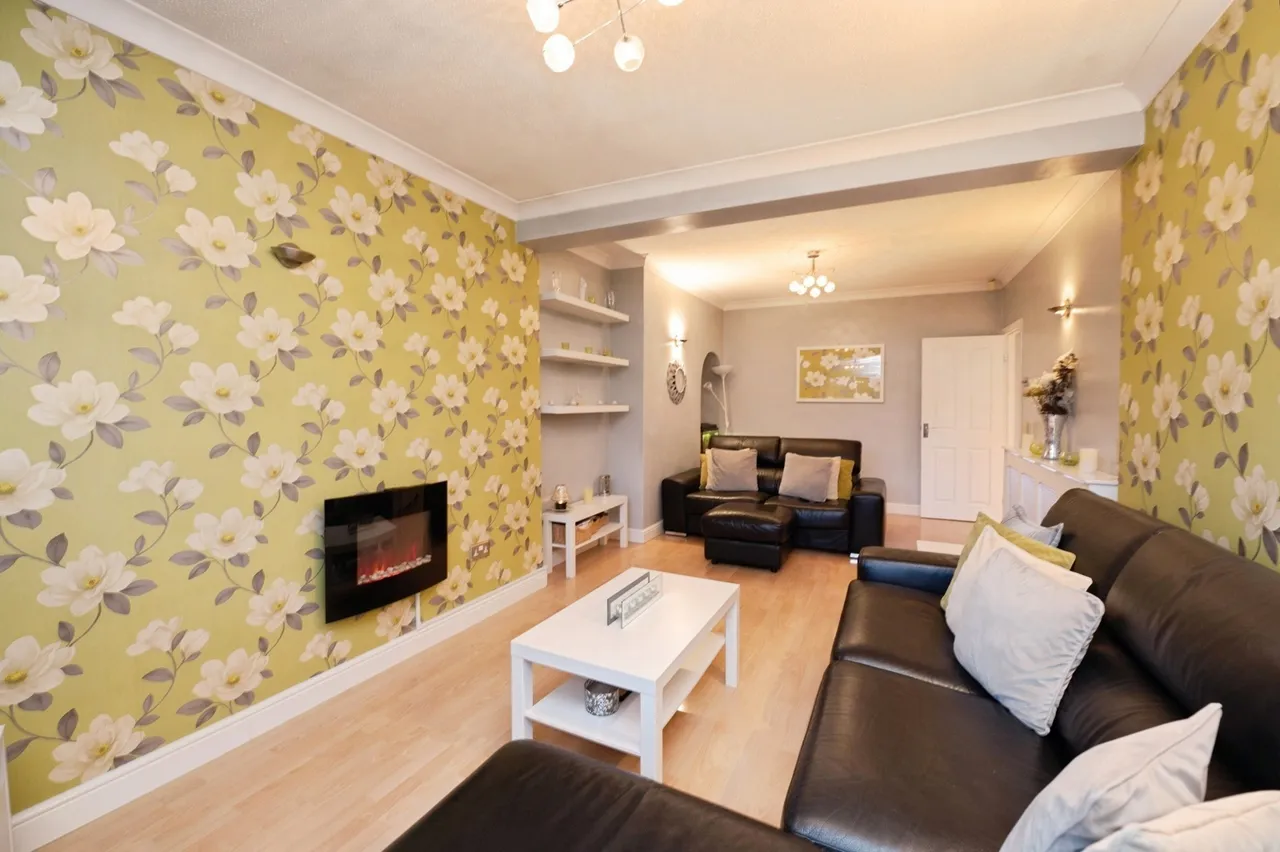 Redden Court Road, Romford, RM3, photo 3