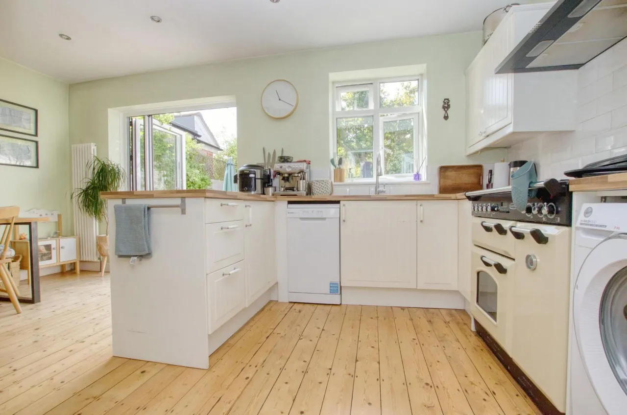Chessel Crescent, Bitterne, Southampton, Hampshire, SO19 4BS, photo 5