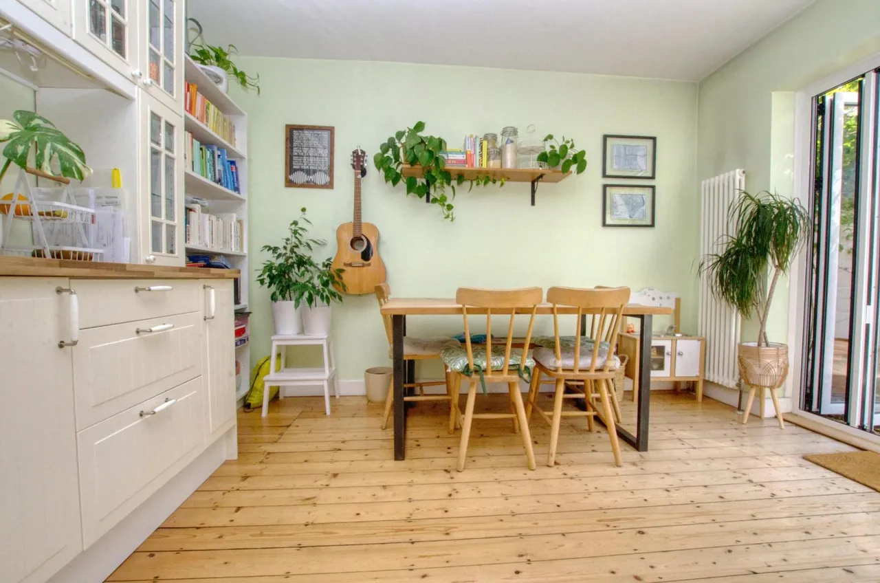 Chessel Crescent, Bitterne, Southampton, Hampshire, SO19 4BS, photo 6