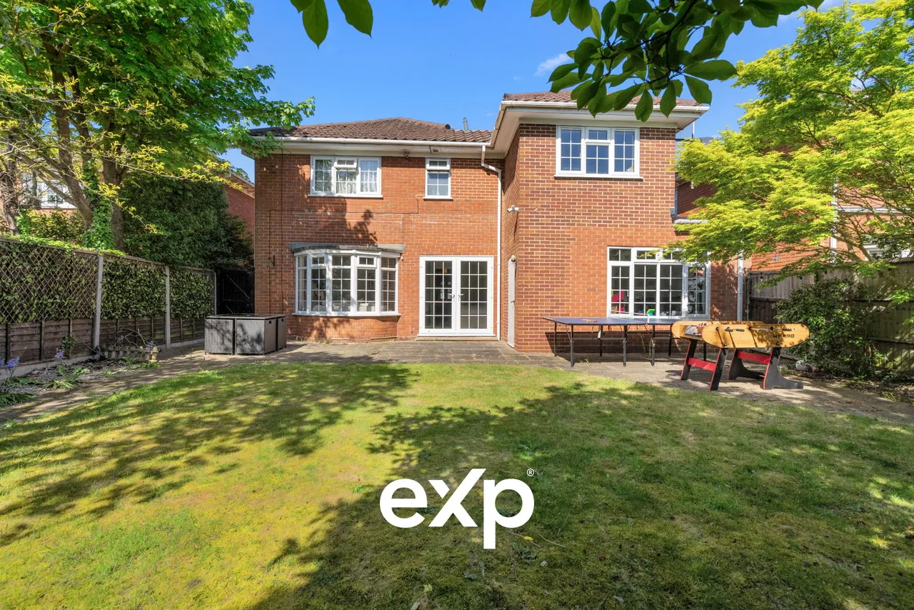 Shaftesbury Crescent, Staines-Upon-Thames / Laleham Border, TW18, photo 28