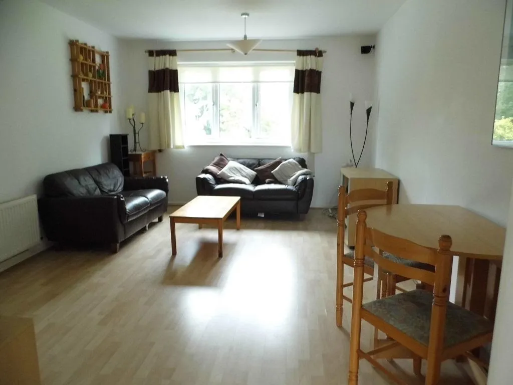 Foxwood, Westlea, SN5, photo 2