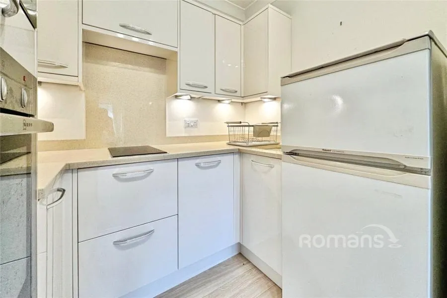 High Street, Sandhurst, GU47, photo 5