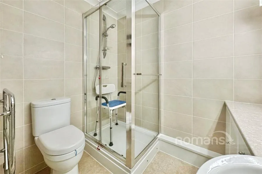High Street, Sandhurst, GU47, photo 8