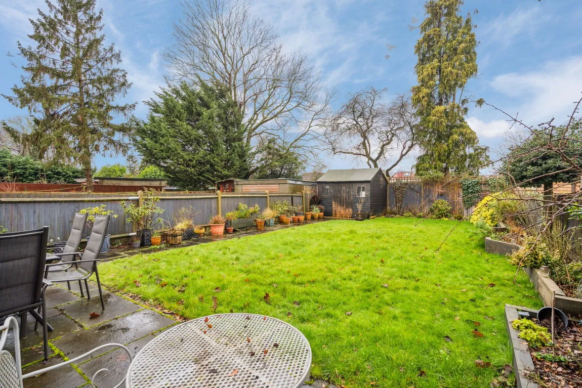Imperial Drive, Harrow, HA2, photo 19