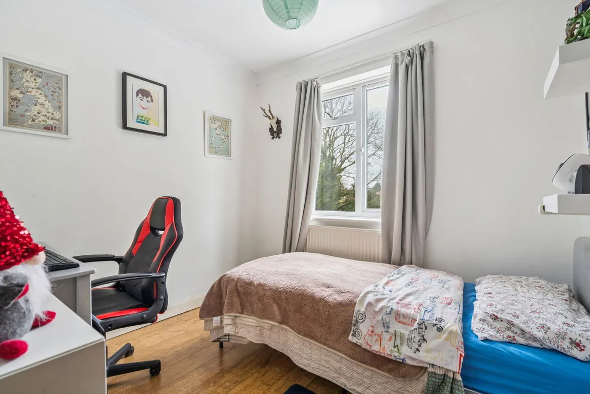 Imperial Drive, Harrow, HA2, photo 12