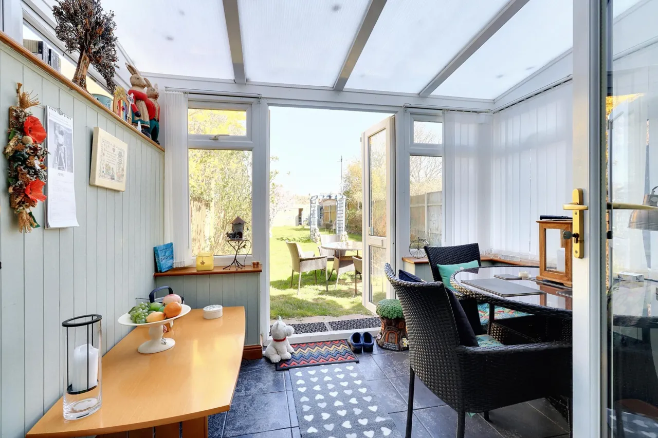 Laurel Road, Lowestoft, photo 7