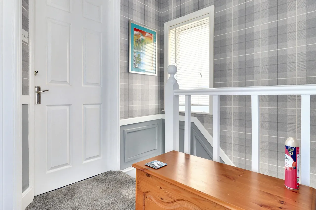 Laurel Road, Lowestoft, photo 8