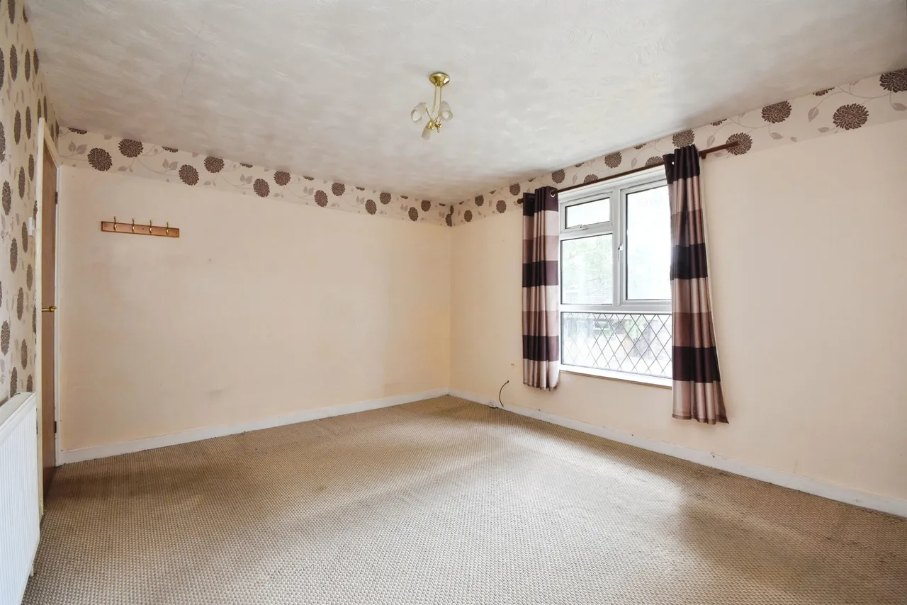 Albany Road, Pilgrims Hatch, CM15, photo 6