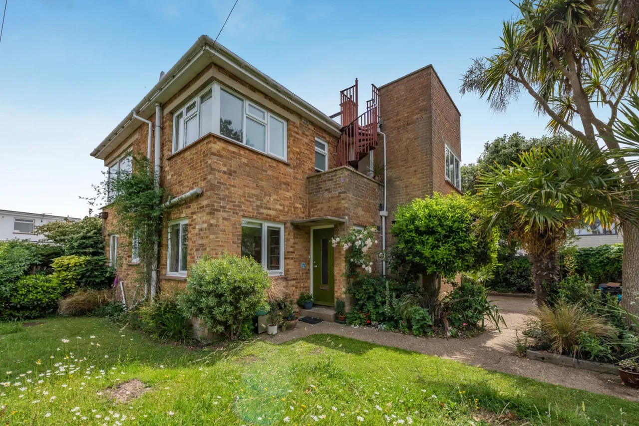 Wittering Road, Hayling Island, Hampshire, PO11 9SP, photo 5