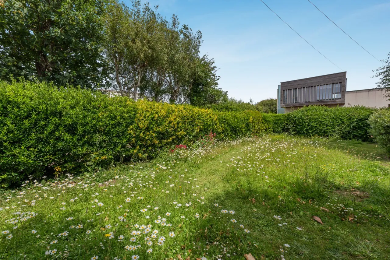 Wittering Road, Hayling Island, Hampshire, PO11 9SP, photo 11