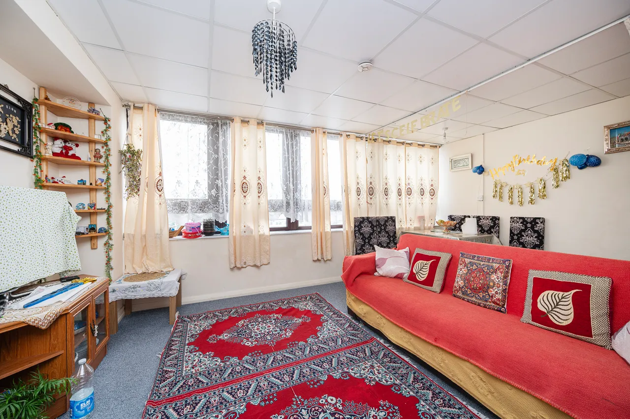 54 Mayfield House, Cambridge Heath Road, London, photo 4