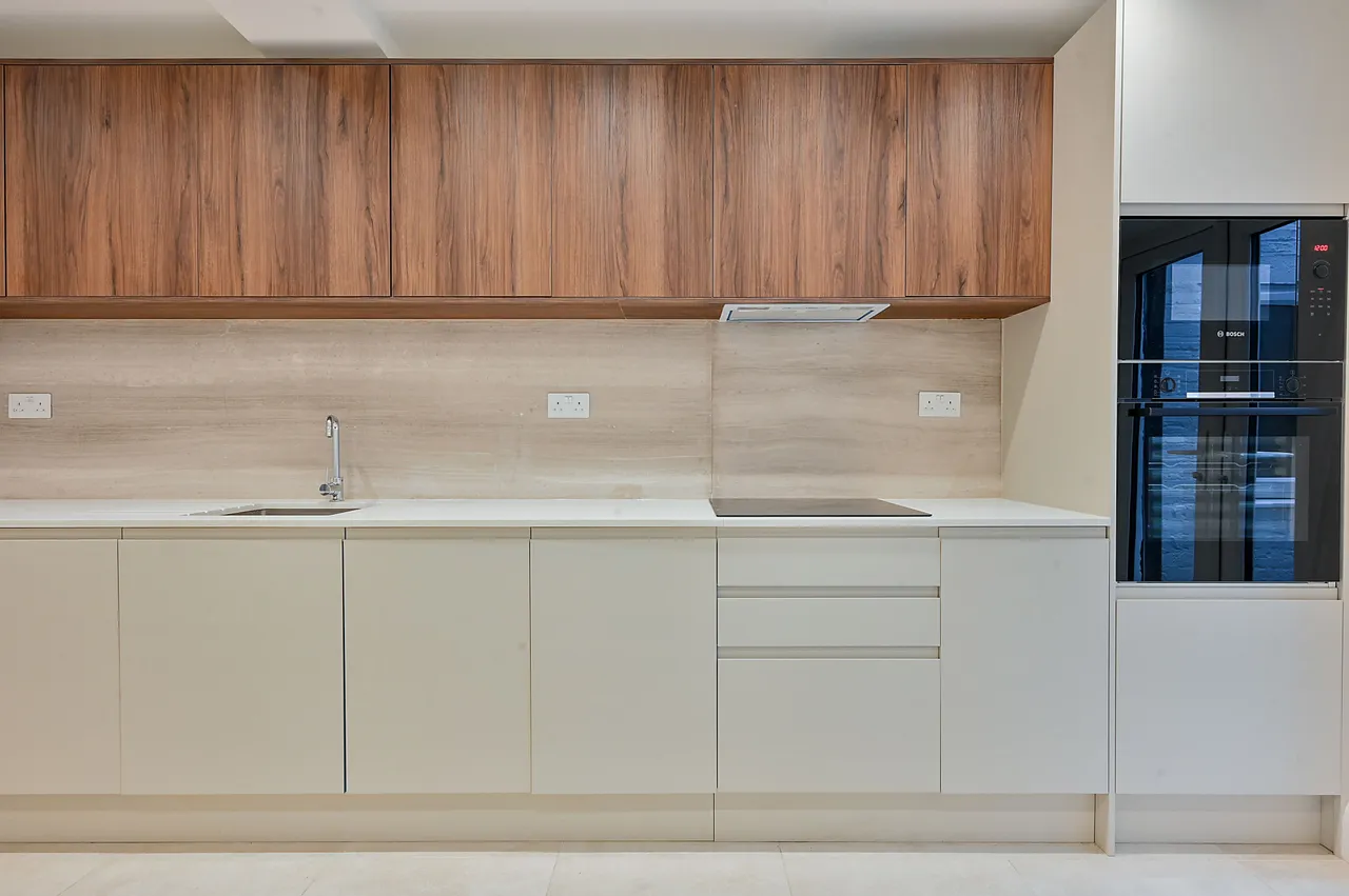 Flat A, 26, 26 Shepherds Bush Road, photo 5