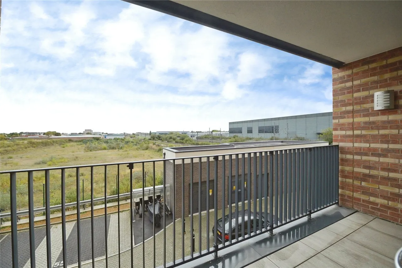Fitch Way, Rainham, RM13, photo 10
