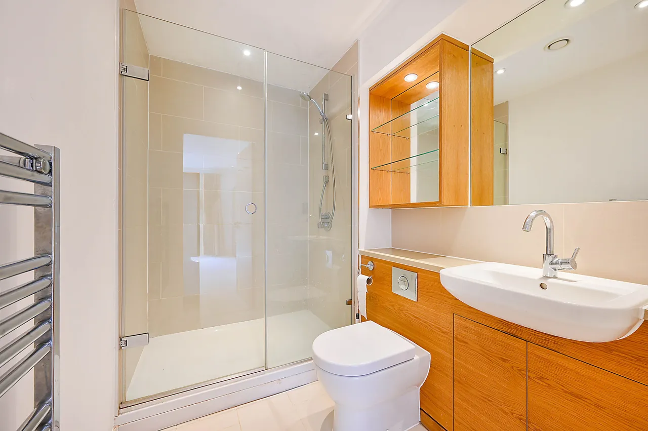 Flat 3, 5 Skerne Road, Kingston upon Thames, photo 12
