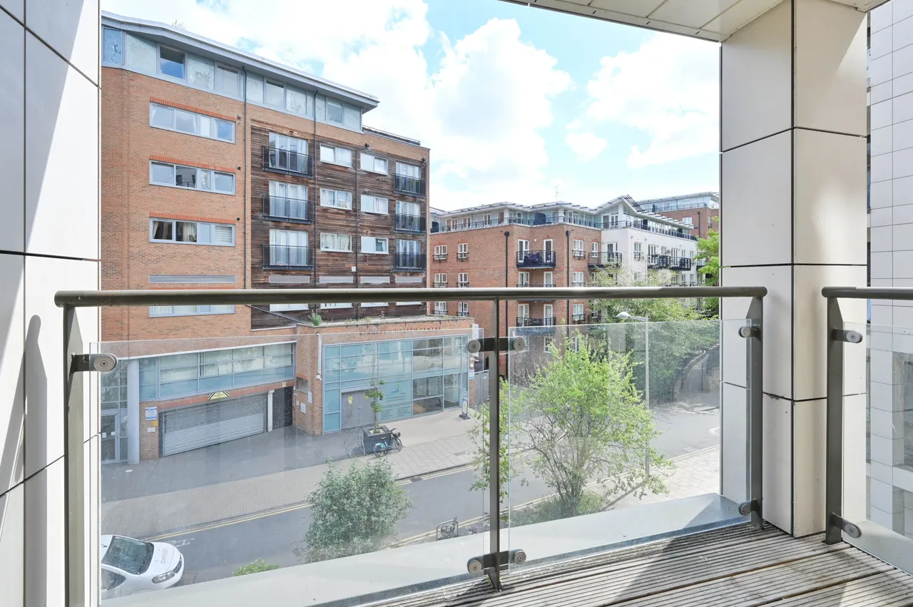 Flat 3, 5 Skerne Road, Kingston upon Thames, photo 7