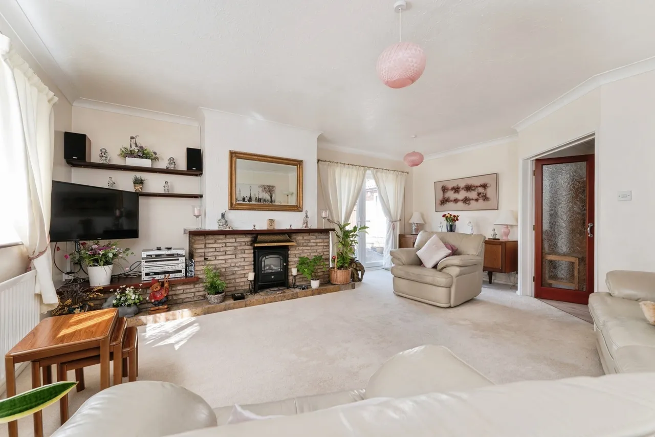 Temple Close, Icklingham, Bury St. Edmunds, Suffolk, IP28, photo 3