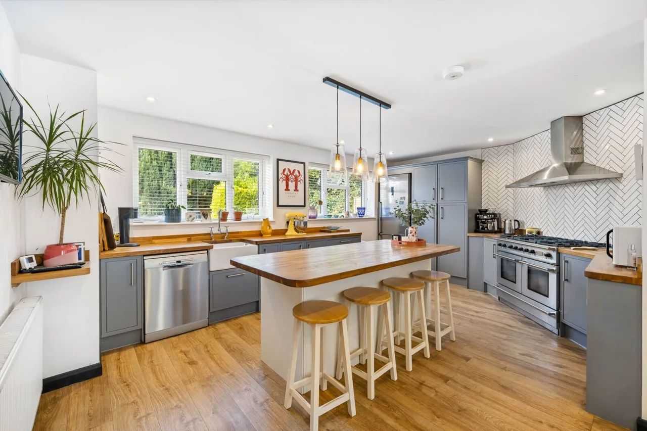 Lower Mere, East Grinstead, East Grinstead, RH19 4TB, photo 8