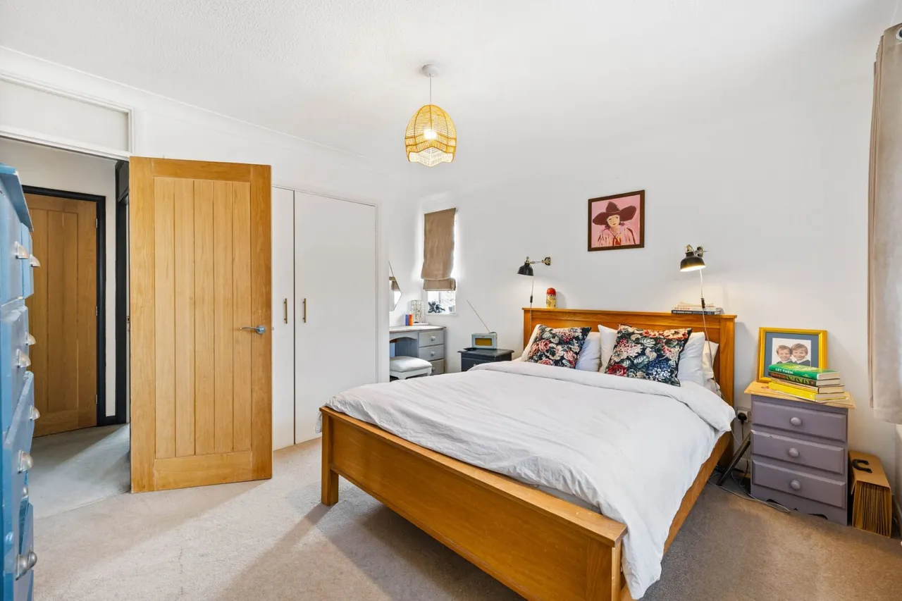 Lower Mere, East Grinstead, East Grinstead, RH19 4TB, photo 12