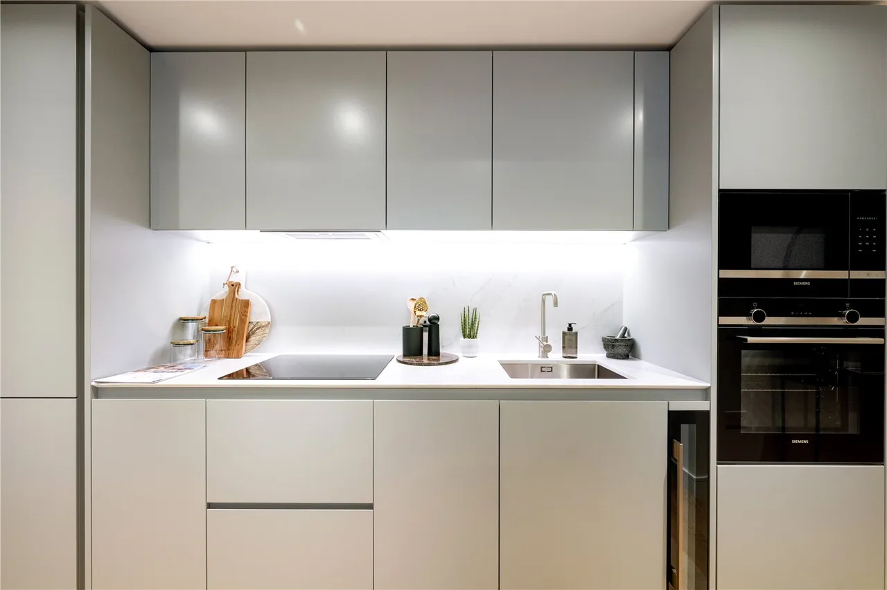 Harcourt Gardens, Canary Wharf, E14, photo 4