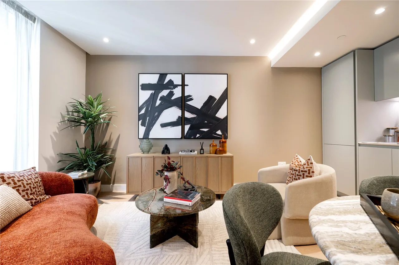 Harcourt Gardens, Canary Wharf, E14, photo 3