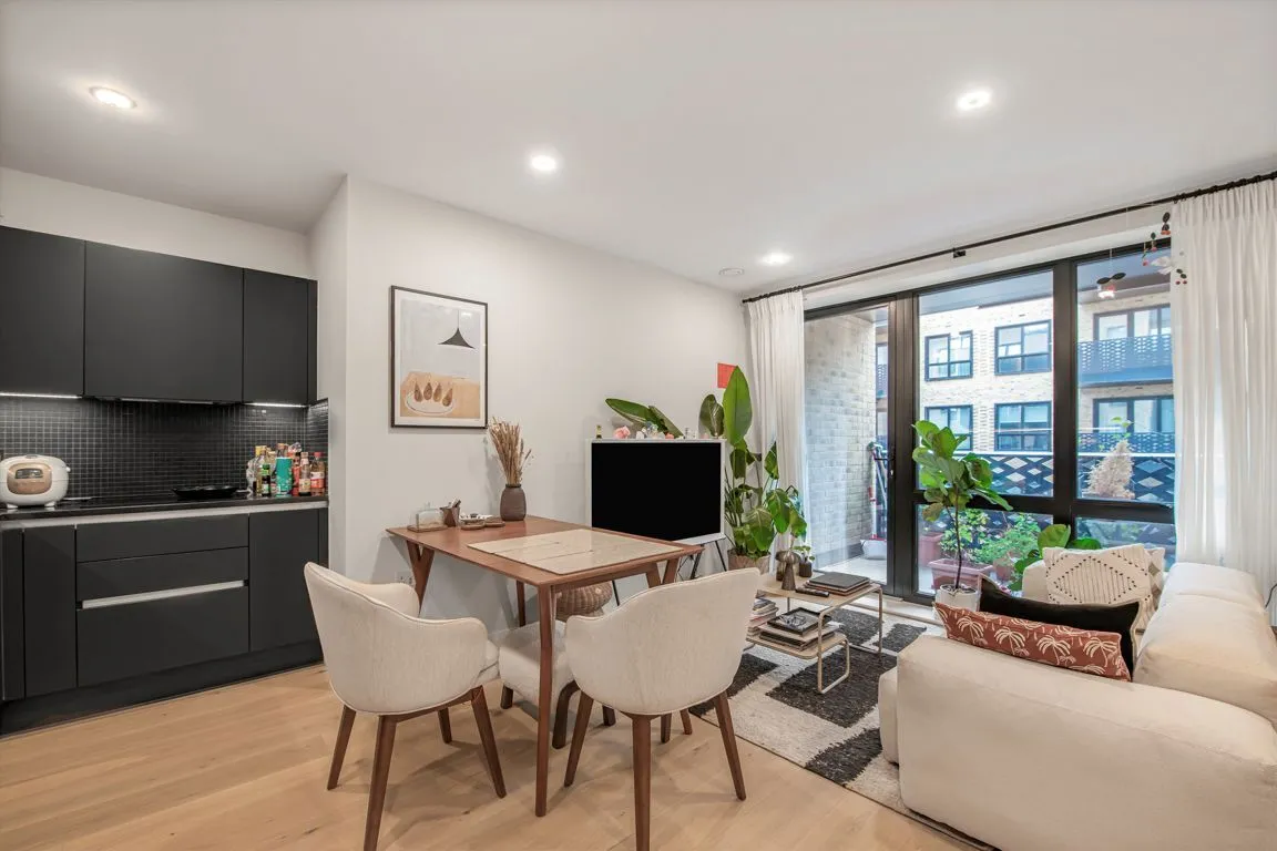 1 bed property for sale, Middle Road, W7