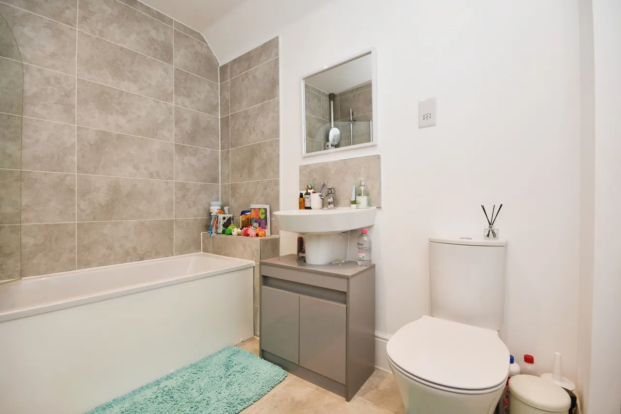 Jewitt Way, Witham, CM8, photo 12
