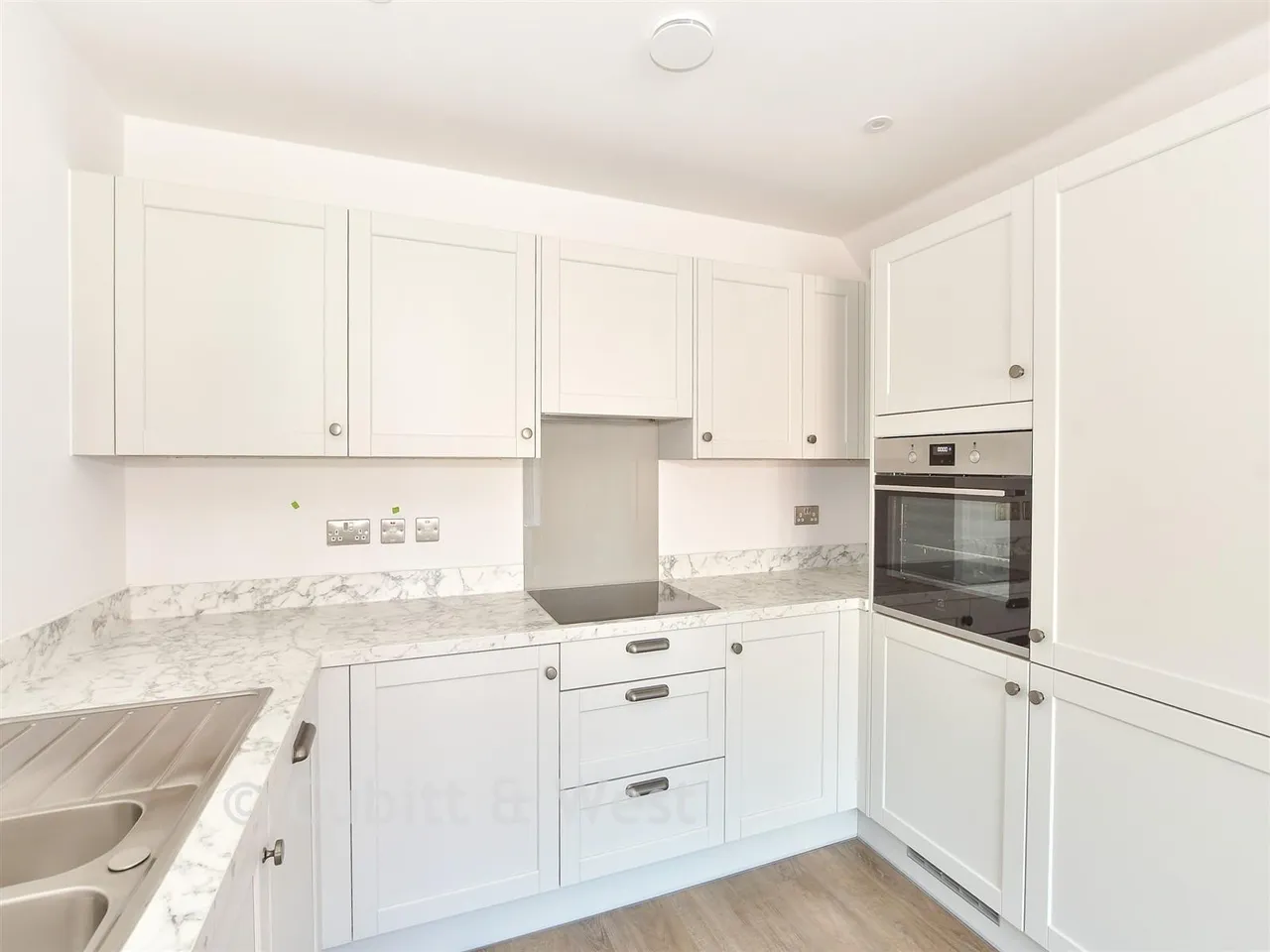 Buttercup Way, Temple Gate, RH15, photo 6
