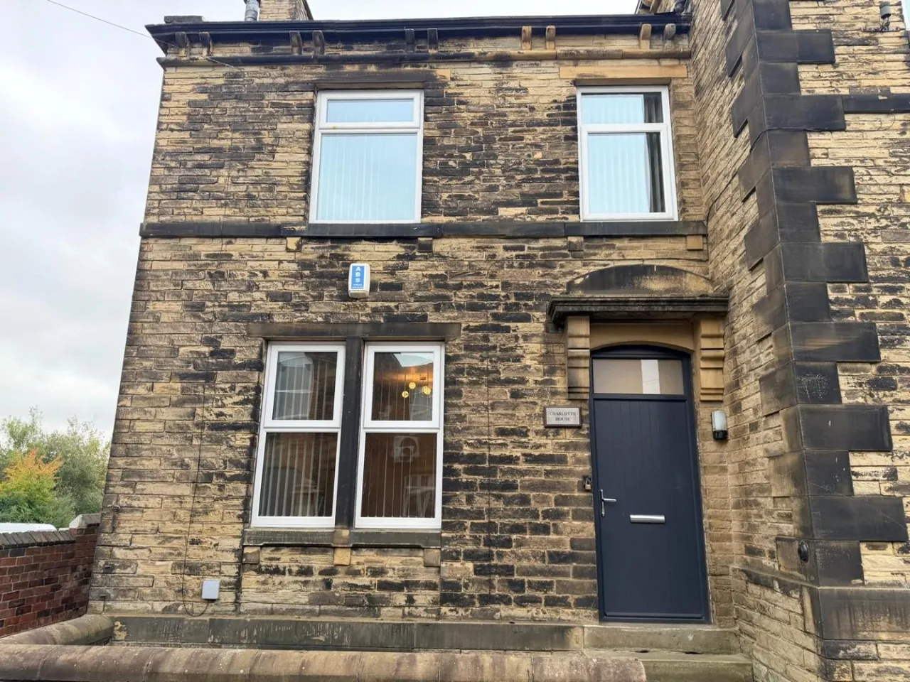 accommodation to rent — Law Street, Cleckheaton