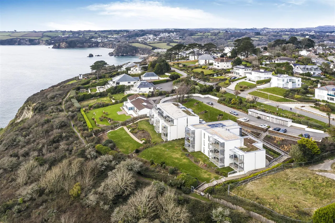 Sea Road, Carlyon Bay, photo 27