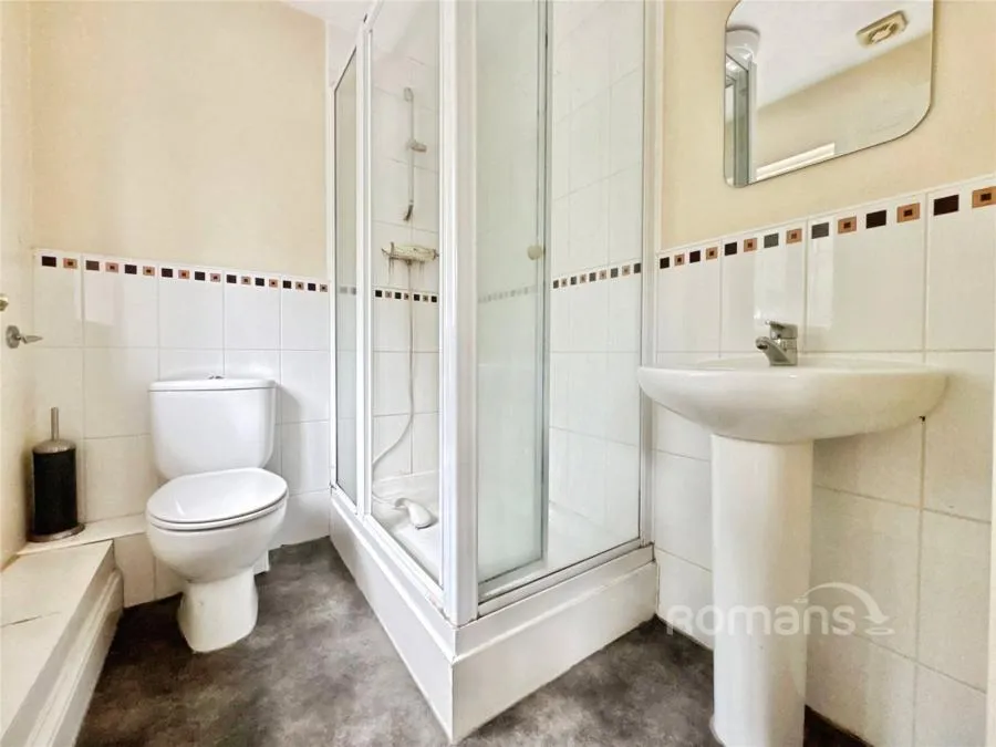 Alford Close, Sandhurst, GU47, photo 10