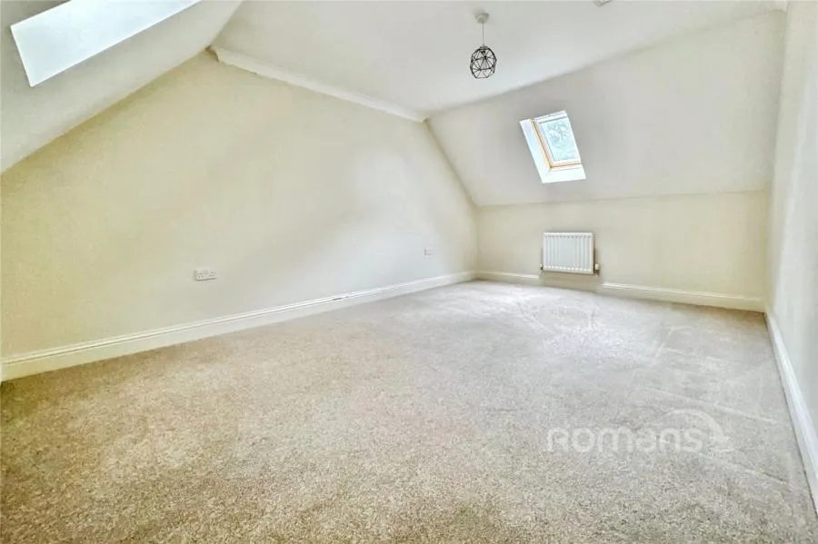 Alford Close, Sandhurst, GU47, photo 8