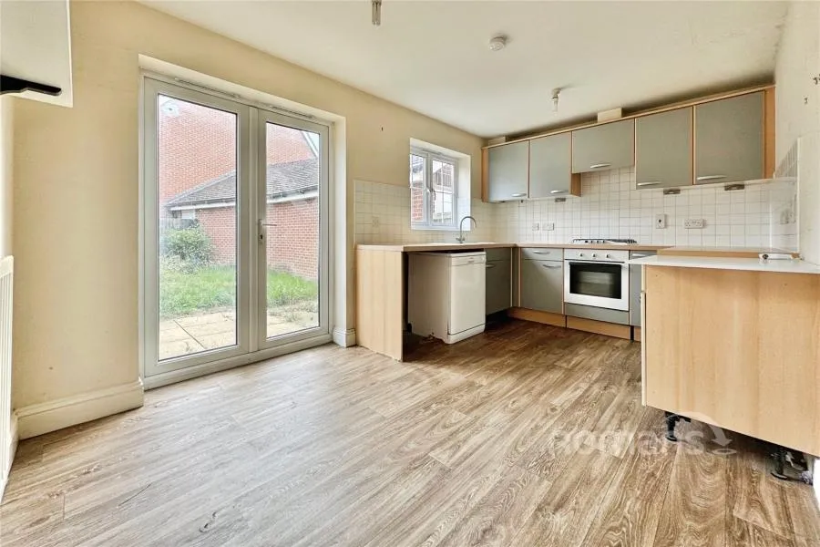 Alford Close, Sandhurst, GU47, photo 7