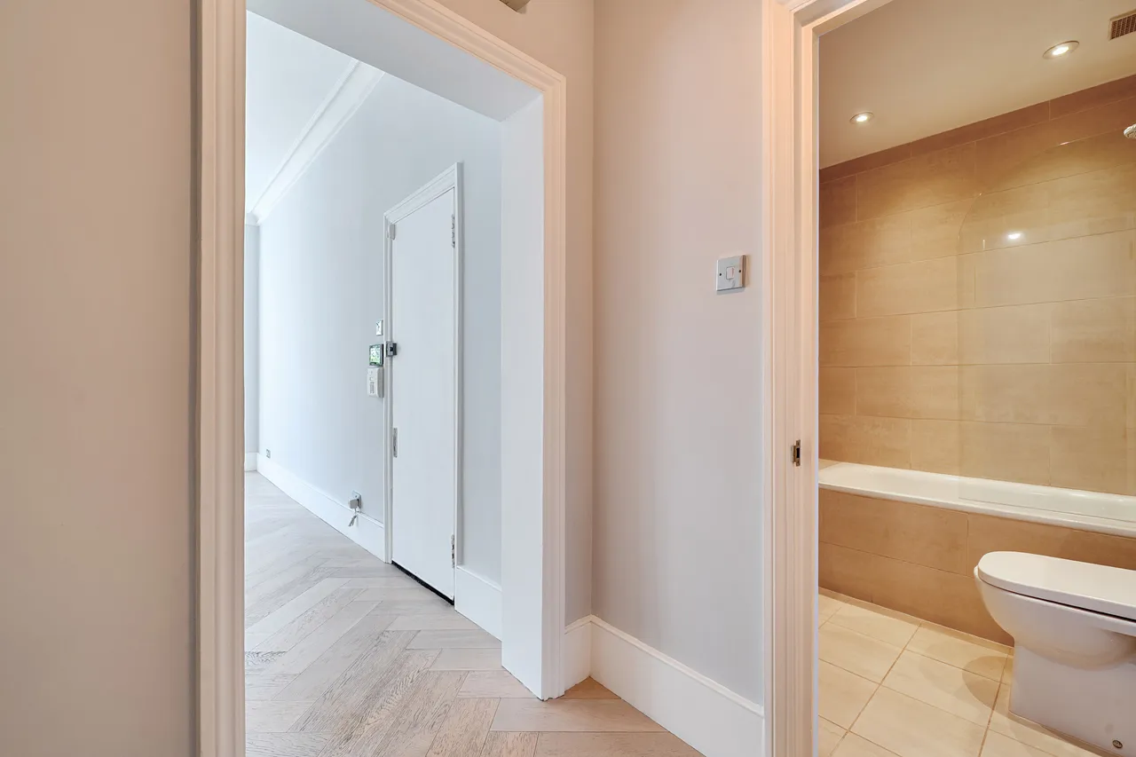 Flat 1, 31 South Villas, London, photo 10